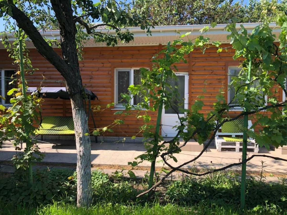 Дом, Комнаты Посуточно У Моря Chornomorsk Exterior photo